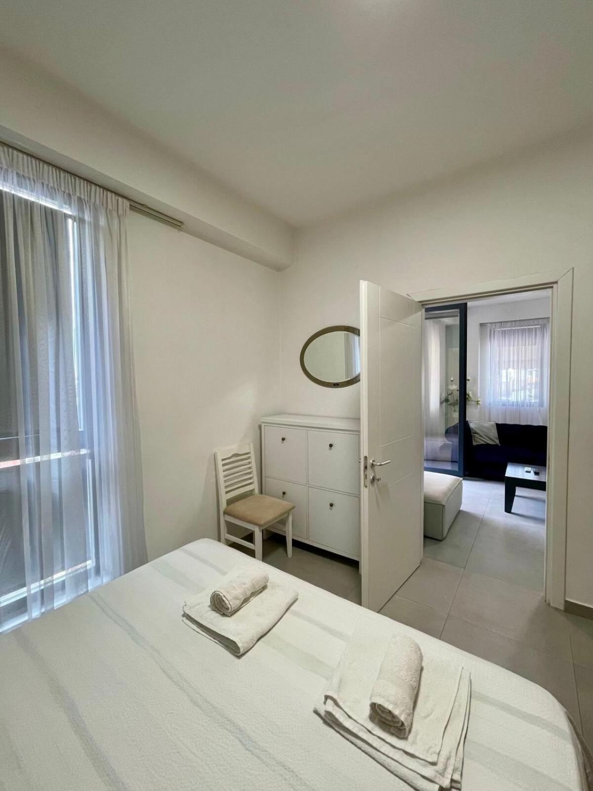 Escape Apartment *